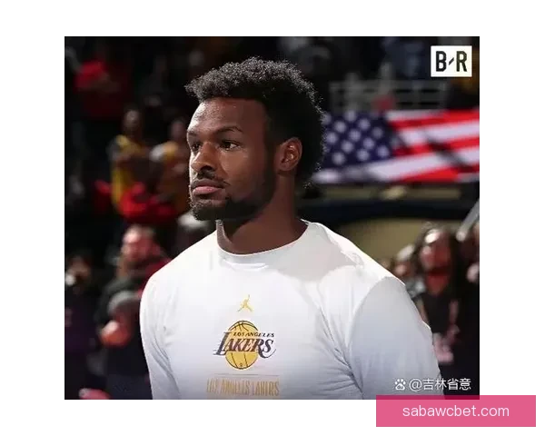 布朗尼回忆与父亲单挑比赛：赢得比赛后他不小心打碎了篮板